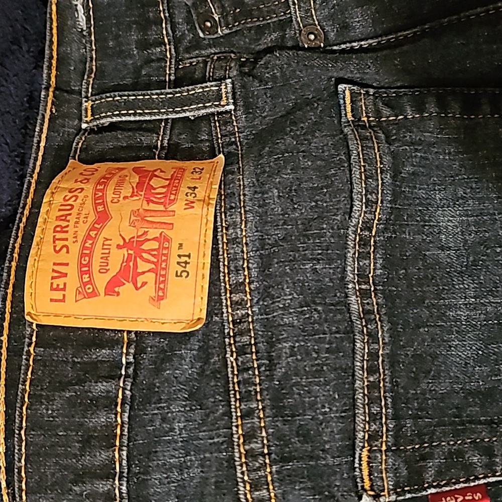 Levi jeans